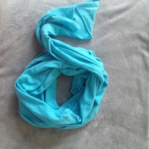 Long Wrap - Picture 2 of 3