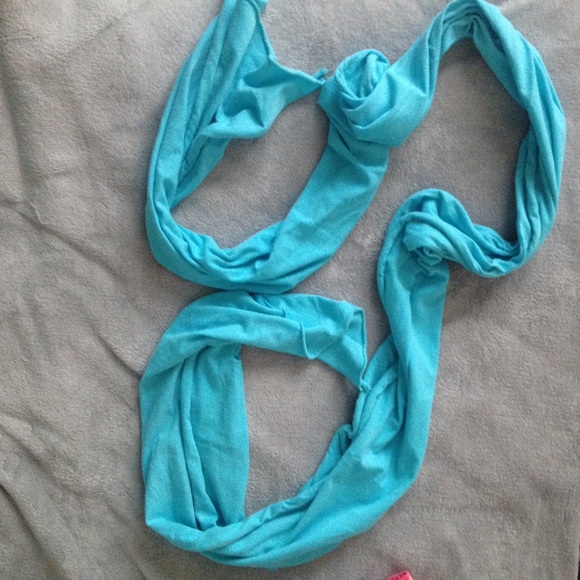 Long Wrap - Picture 3 of 3