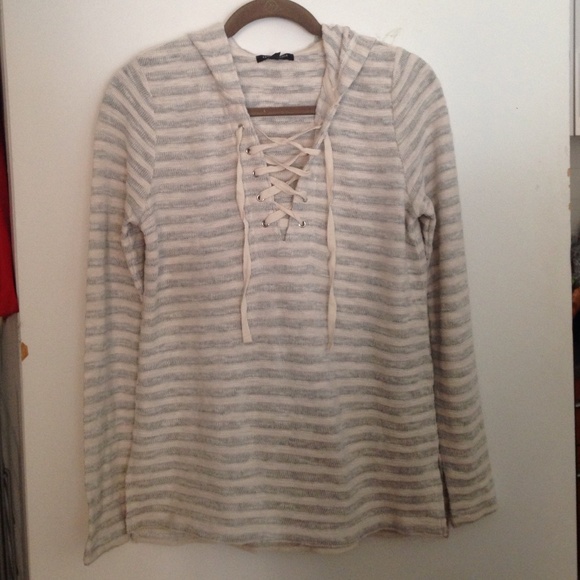 Stripe hoodie with lace up neck and side slits