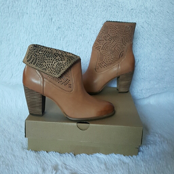 UGG Shoes - UGG Boots