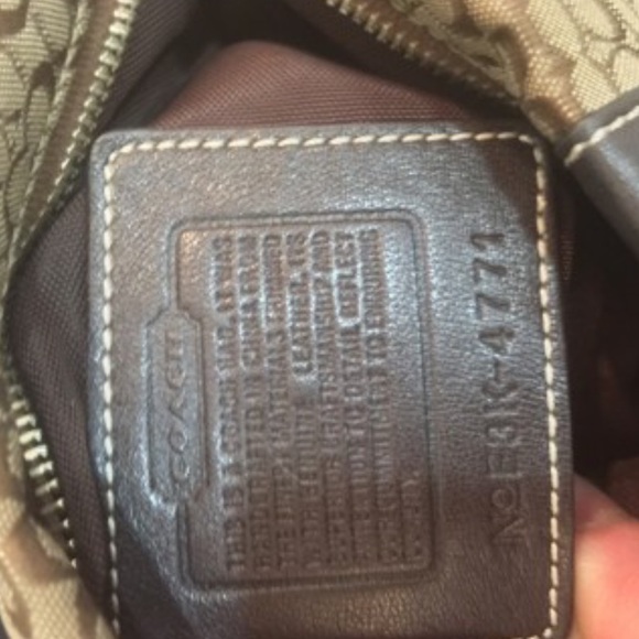 ♦️SOLD♦️Three amazing coach handbags for one price - Picture 4 of 4