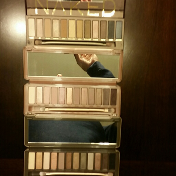 Urban Decay eyeshadows Naked 2, Naked 3 - Picture 2 of 2