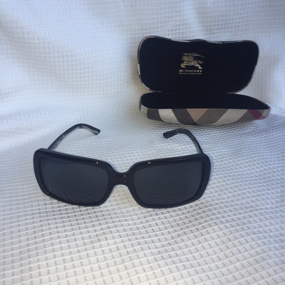 Burberry Black Sunglasses