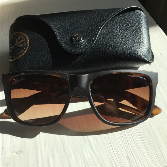 Tortoise shell rayban sunglasses