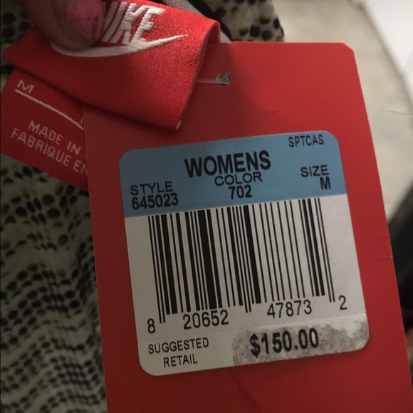 Brand New women's Tech hyper fuse vest hoodie... - Picture 4 of 4