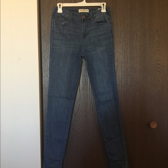 Size 26 Bullhead high rise skinniest