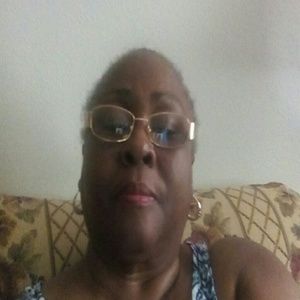 Meet your Posher, Michele