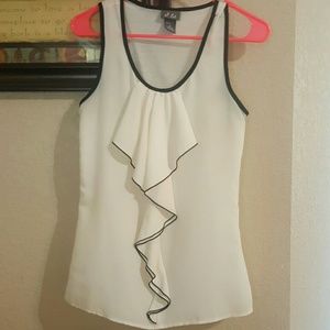 Sleeveless blouse