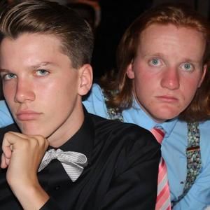 Meet your Posher, Dax