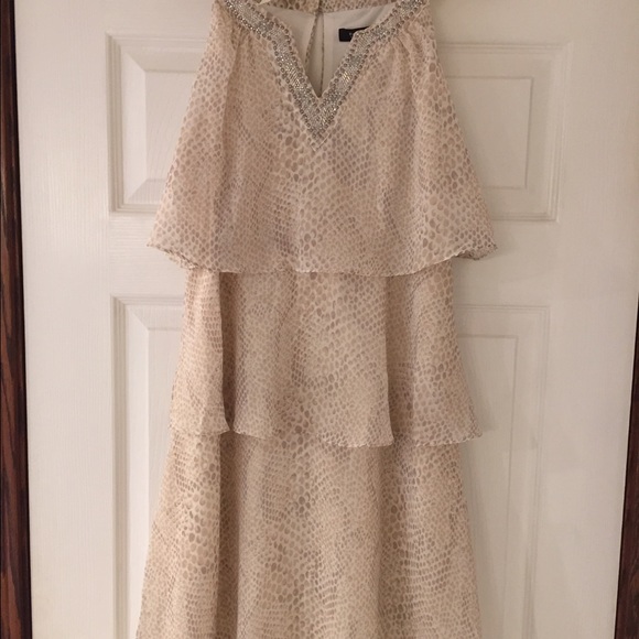 Print ruffle tier shift dress - Picture 1 of 3