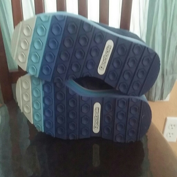 Retro Reebok' classics! - Picture 2 of 4