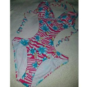 Ingear one-piece/ monokini swimsuit