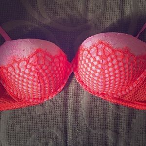 Victoria's Secret very sexy push up bra