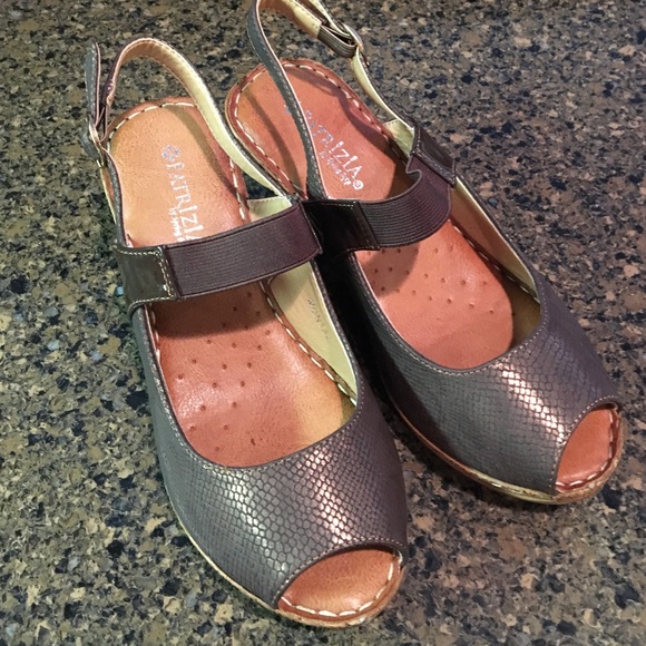 Wedge sandals - Picture 4 of 4