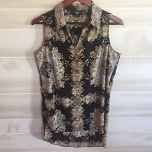 Button front split hem tunic - size M