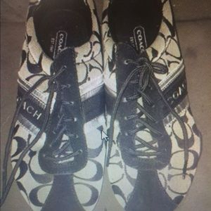 Coach sneakers, excellent condition. Size 7