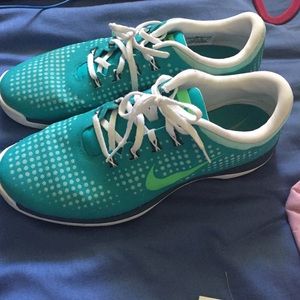 Nike golf shoes