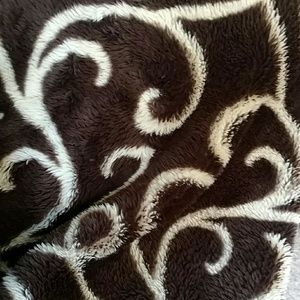 Meet your Posher, Lana