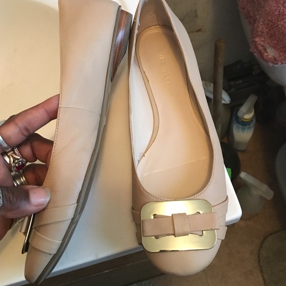 Nine West shoes - Picture 2 of 4