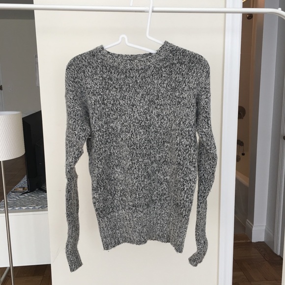 Theory sweater