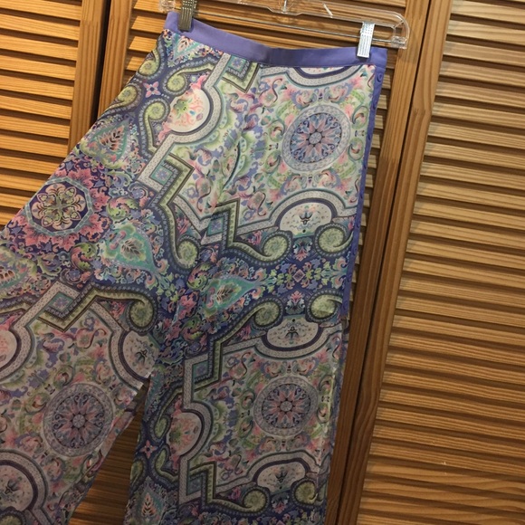 whimsical maxi skirt - Picture 3 of 4