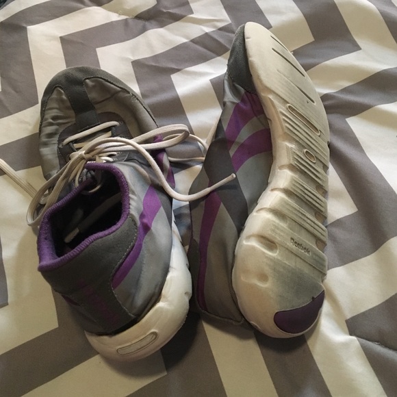 Reebok lightweight running shoes - Picture 2 of 3