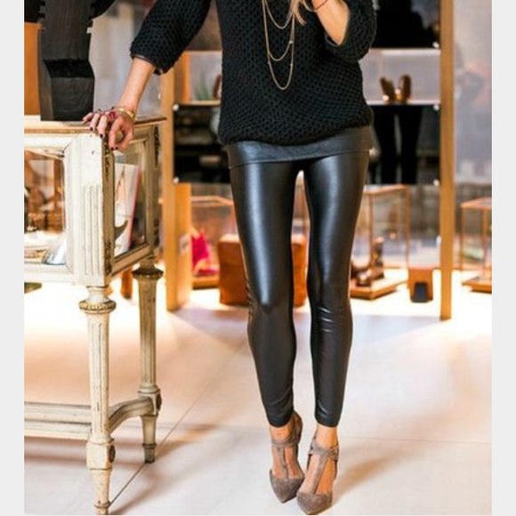 Faux leather leggings - Picture 2 of 2