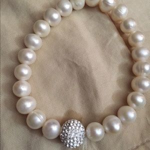 Rhinestone Pearl Bracelet
