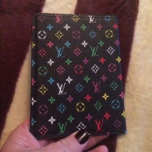 LV Passport/card holder