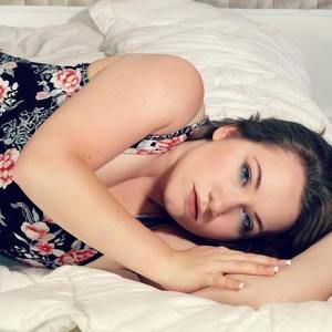 Meet your Posher, Emmy