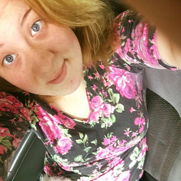 Meet your Posher, Brittnay - Picture 1 of 1
