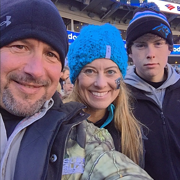 Meet your Posher, Lindsey - Picture 2 of 4