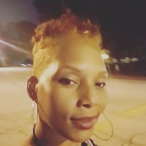 Meet your Posher, Quantis