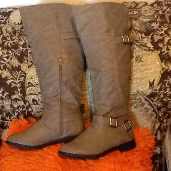 Shoes - Adorable boot💐🌷🌷💐BRAND NWOT