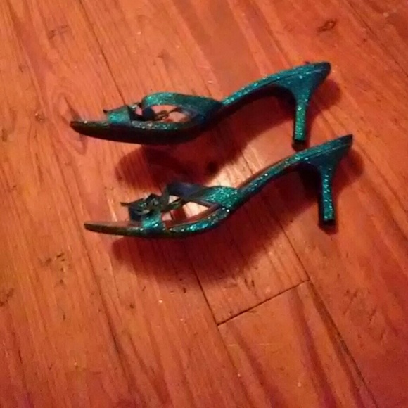 Blue Sparkle Heels with Bow - Picture 2 of 2