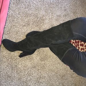 Micheal Kors Black Knee High boots