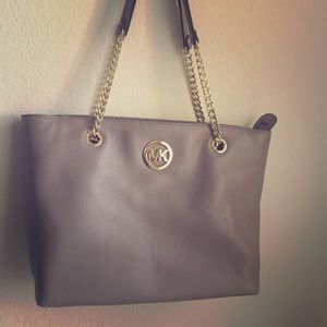 Michael Kors Fulton Large Chain Tote