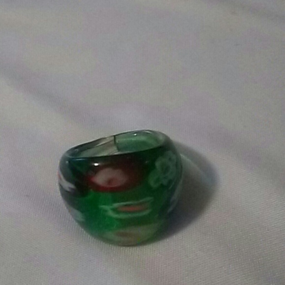 Ring - Picture 2 of 3