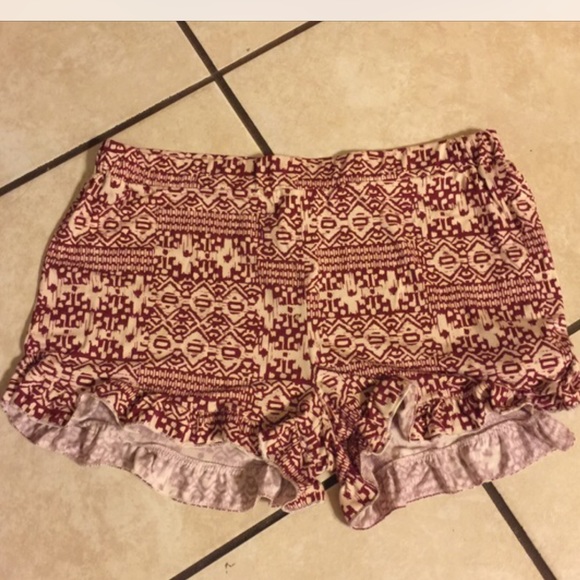Burgundy and Cream April Spirit Shorts - Picture 3 of 4