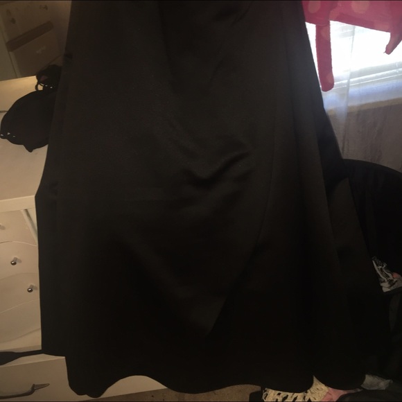 Prom dress! - Picture 2 of 4