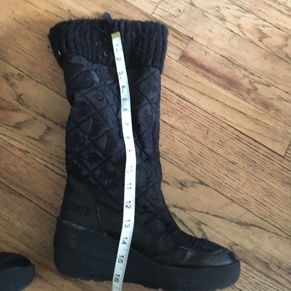 Juicy Couture Heeled Snow Boots - Picture 4 of 4