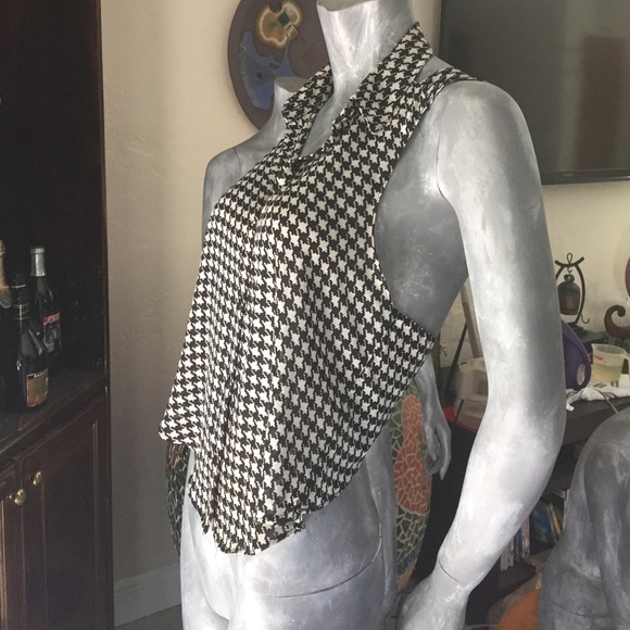 Sheer halter top - Picture 4 of 4