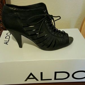Aldo Lace-up Booties "Welden-97"