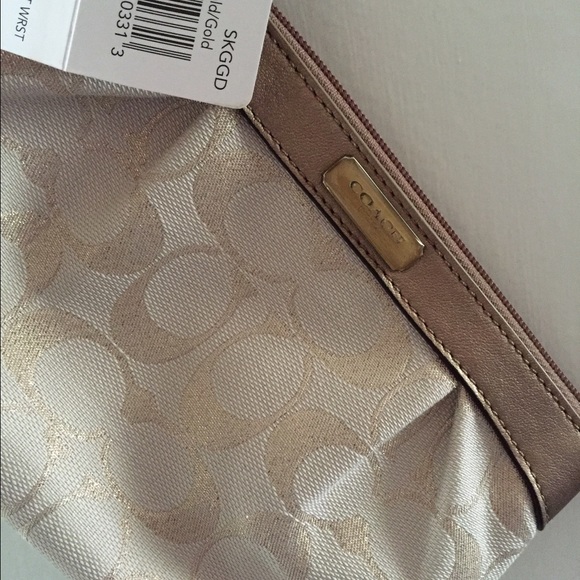 NWT Coach Khaki and Gold Glitter Medium Wristlet - Picture 4 of 4