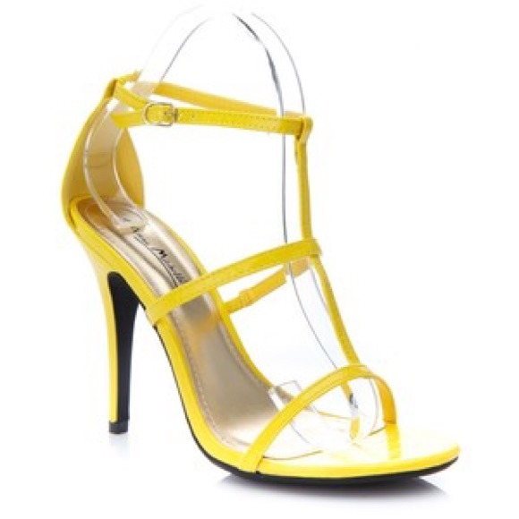 Yellow Anne Michelle sandal Heels