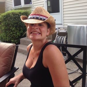 Meet your Posher, Colette