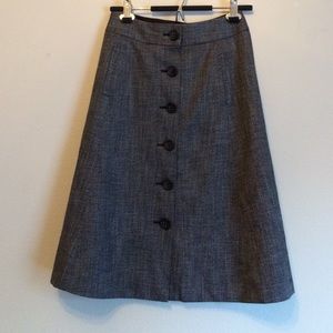Banana Republic SZ 2 midi skirt