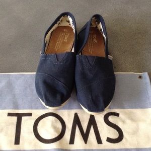 Classic Navy TOMS