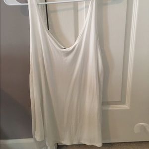 White loose tank top