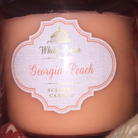 Bath and body works candle I can't use candles😞 - Picture 1 of 1